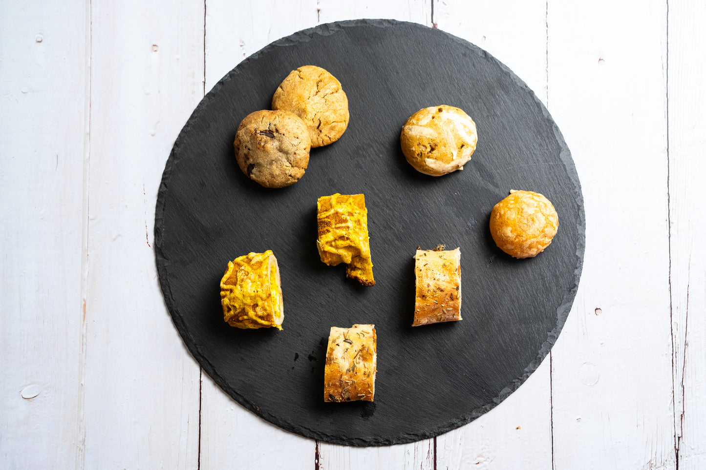 gougères, cookies, ficelle garnies, pain, cocktail, associations